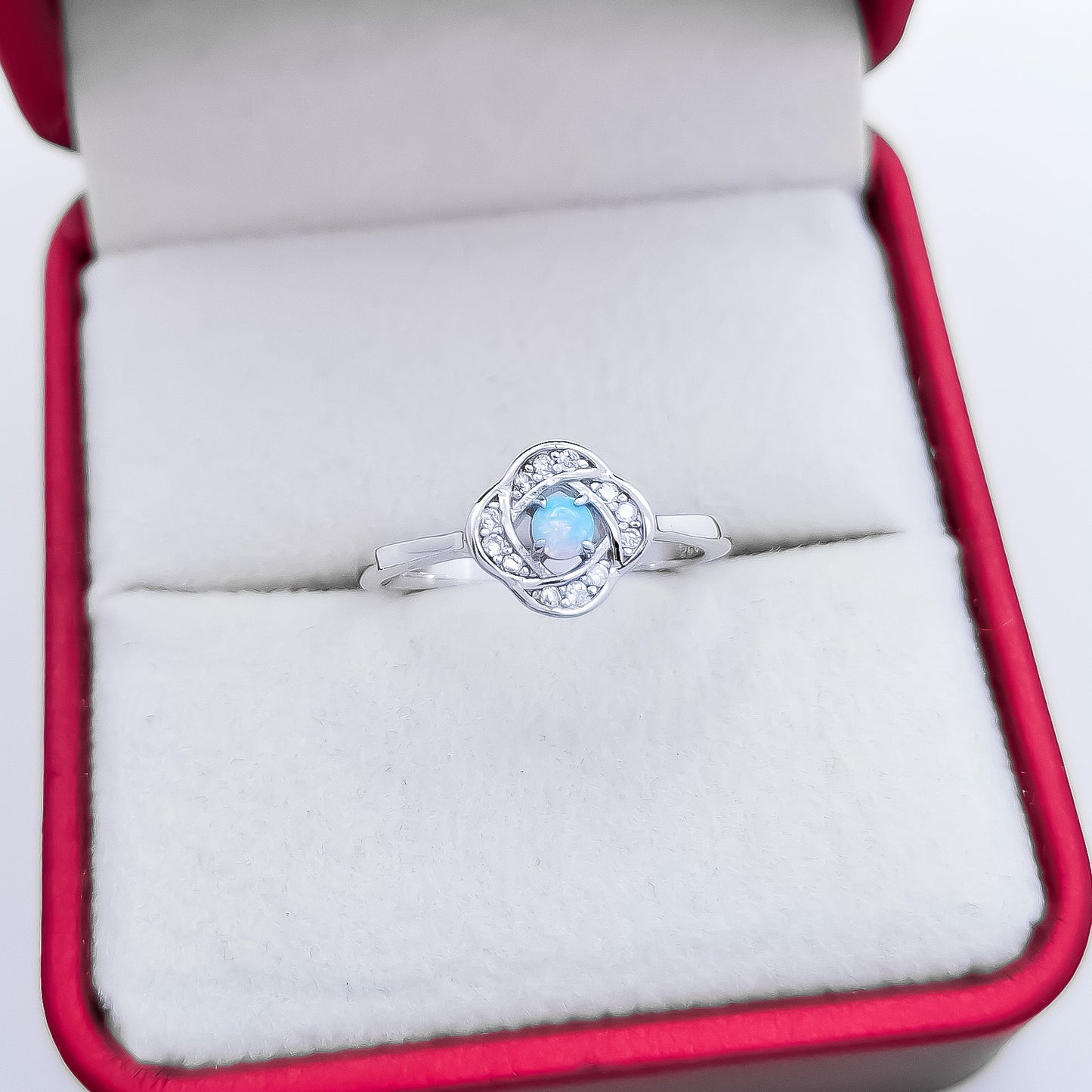 Anillo Opalo Flor Zirconia