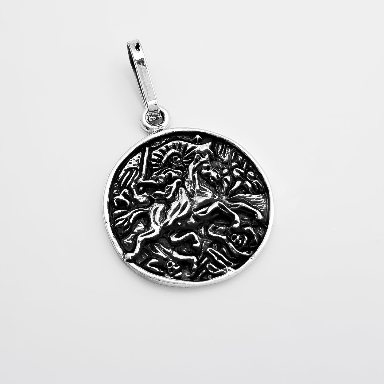 Dije Santiago Apostol Pavonado