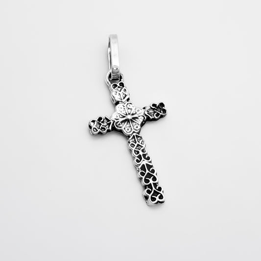 Dije Cruz Flores Pavonado