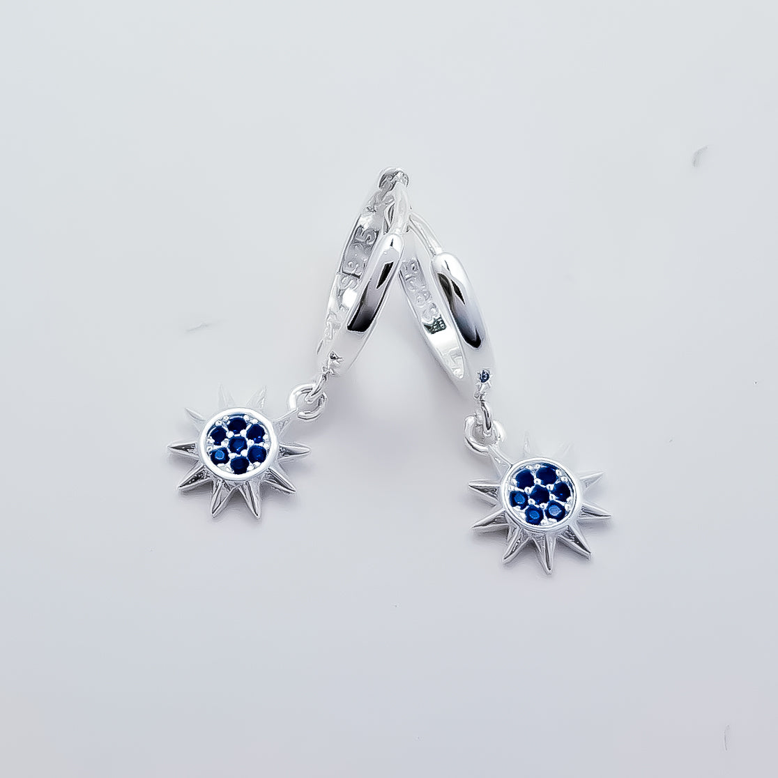 Hugguie Sol Azul Zirconia