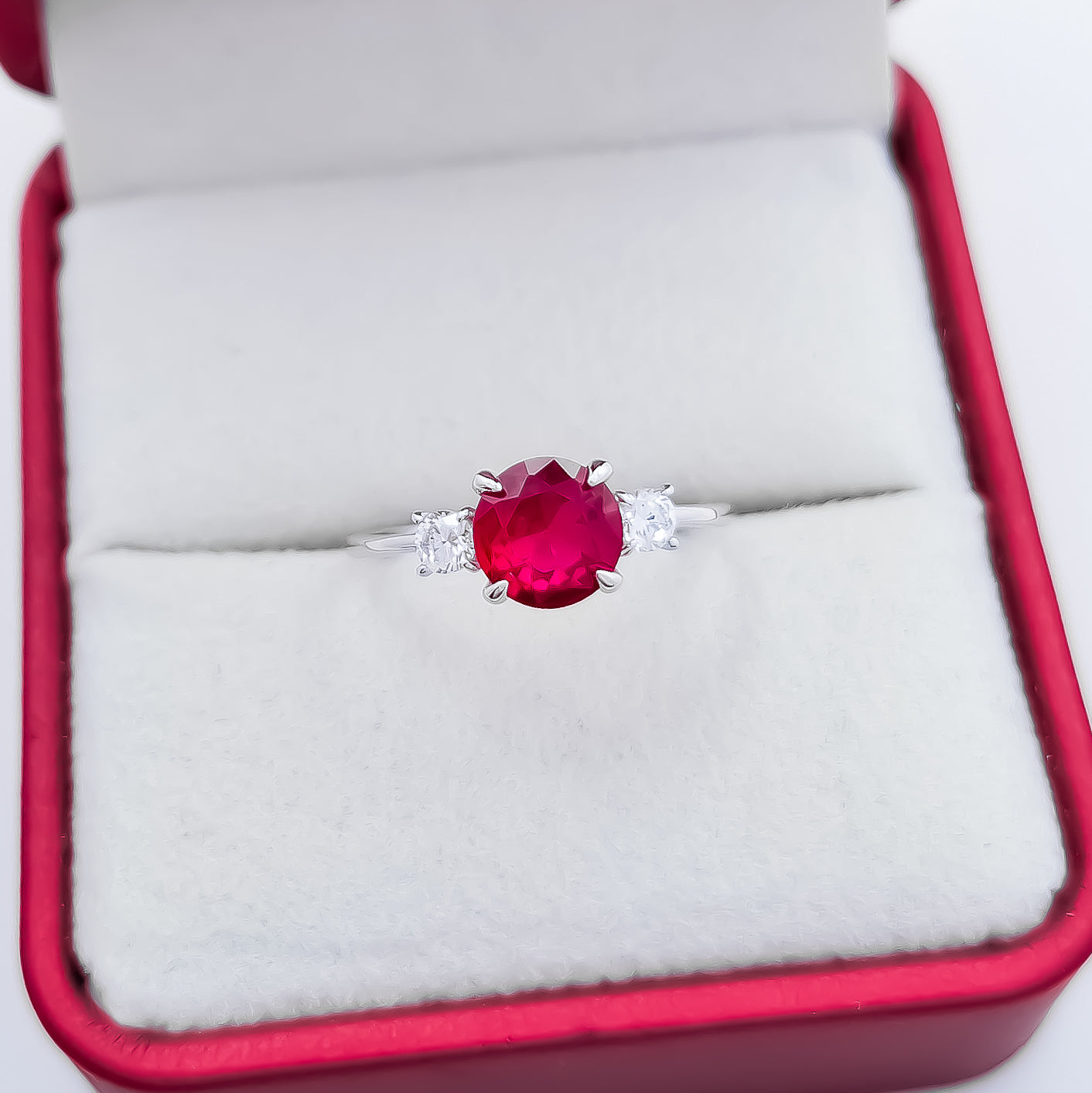 Anillo Zirconia Roja