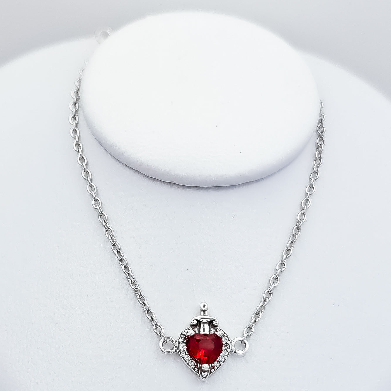 Pulsera Corazon Espada Roja