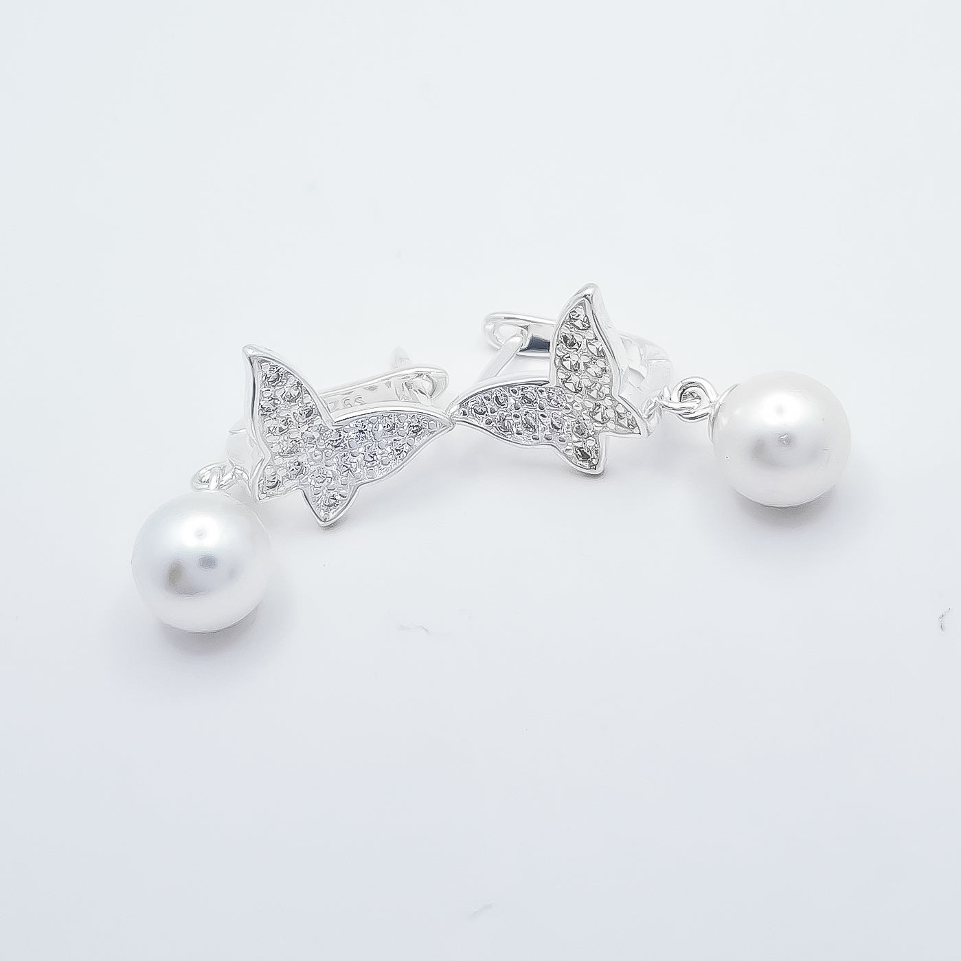 Hugguie Mariposa Perla