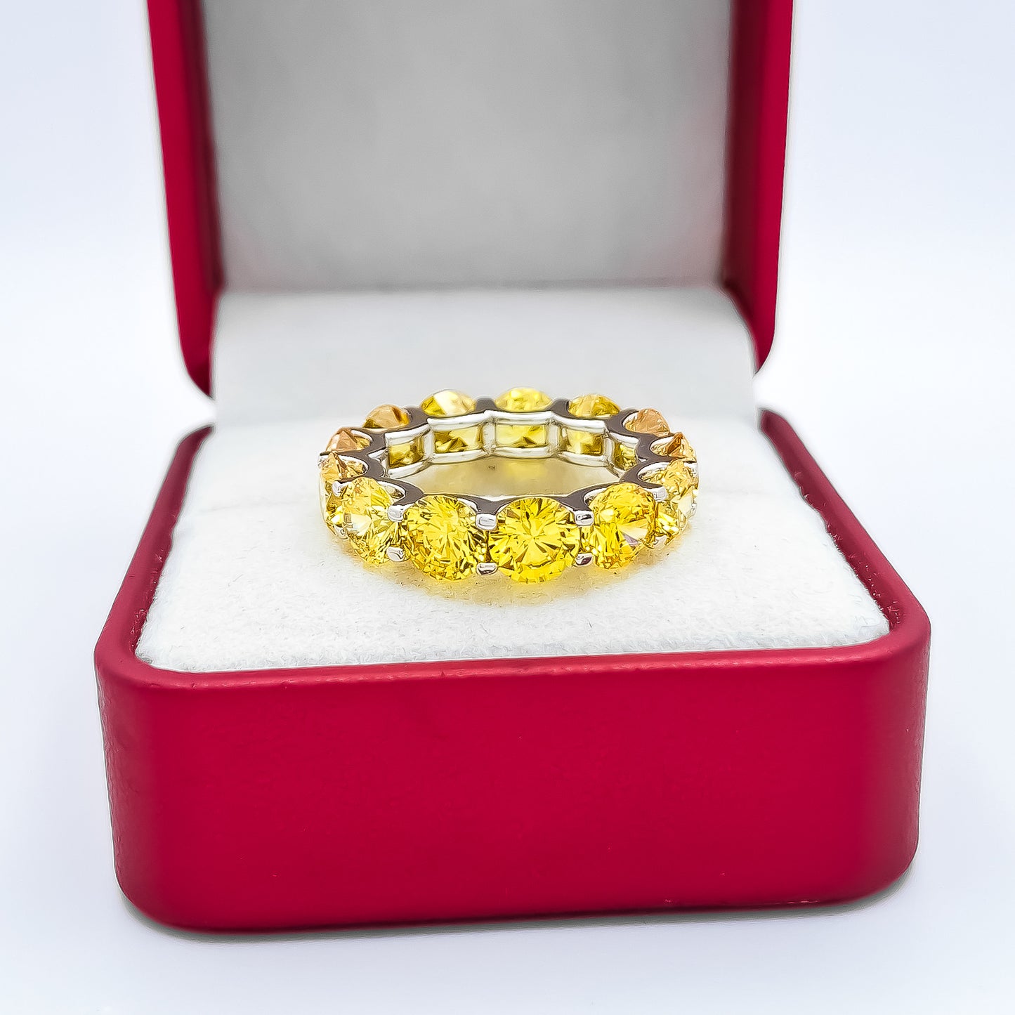 Anillo Amarillo Zirconias