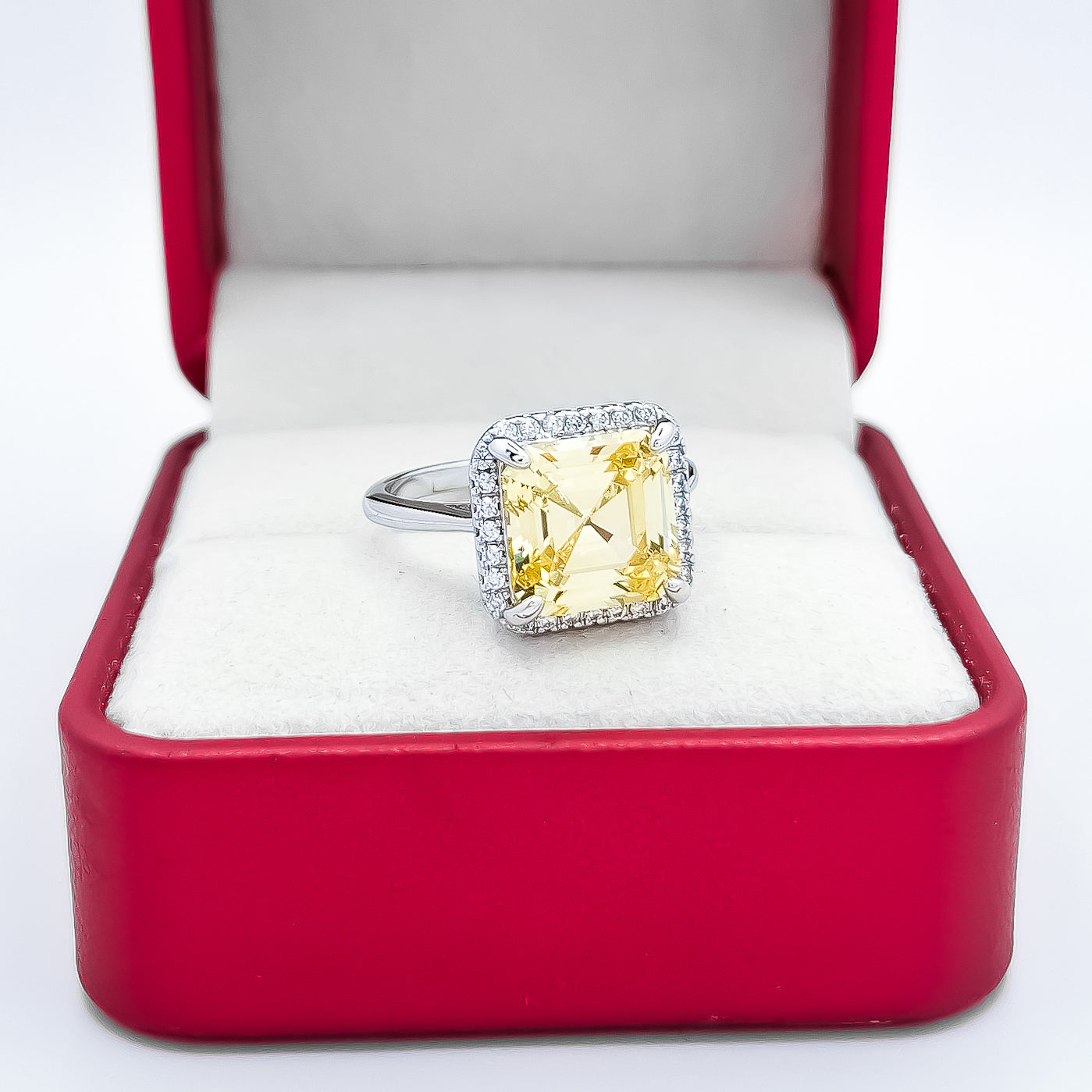 Anillo Amarillo Cuadro
