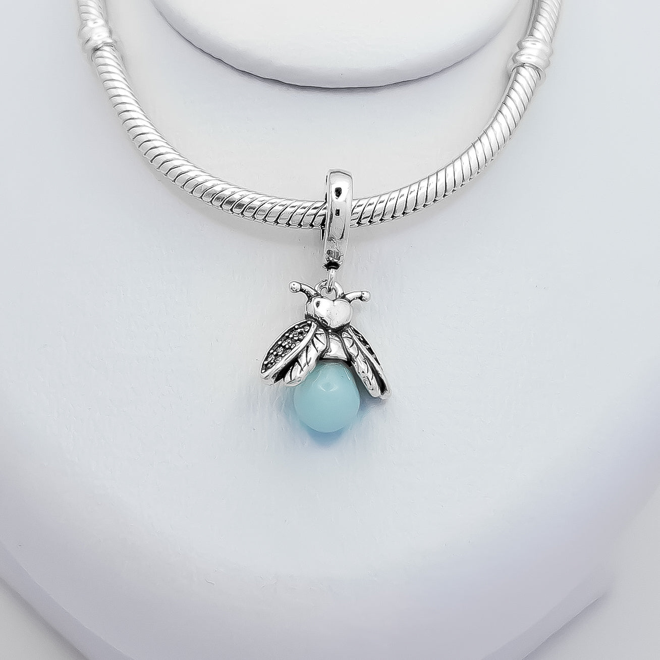 Charm Luciernaga Grande