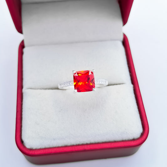 Anillo Cuadro Rojo