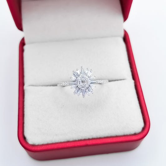 Anillo Girasol Zirconia Blanca