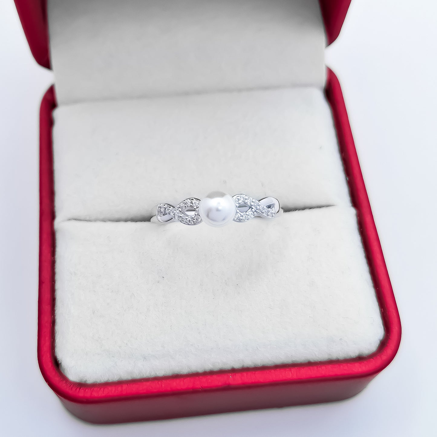 Anillo Perla Zirconia