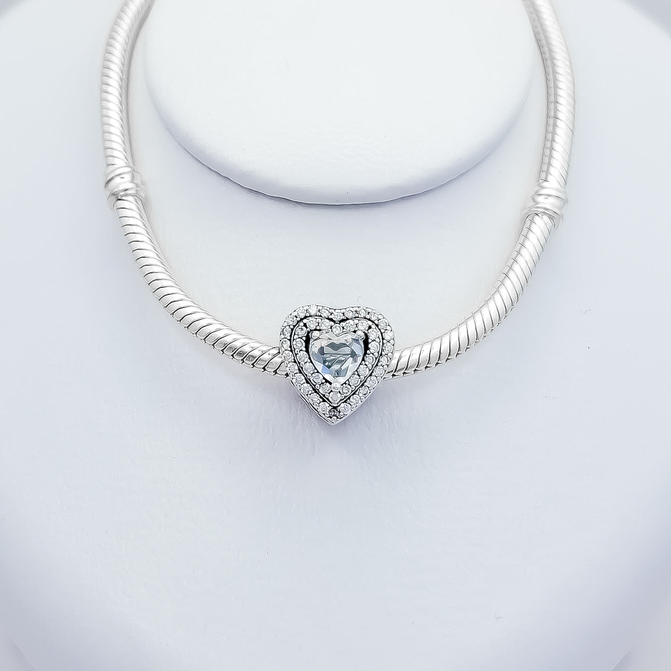 Charm Corazon Zirconia