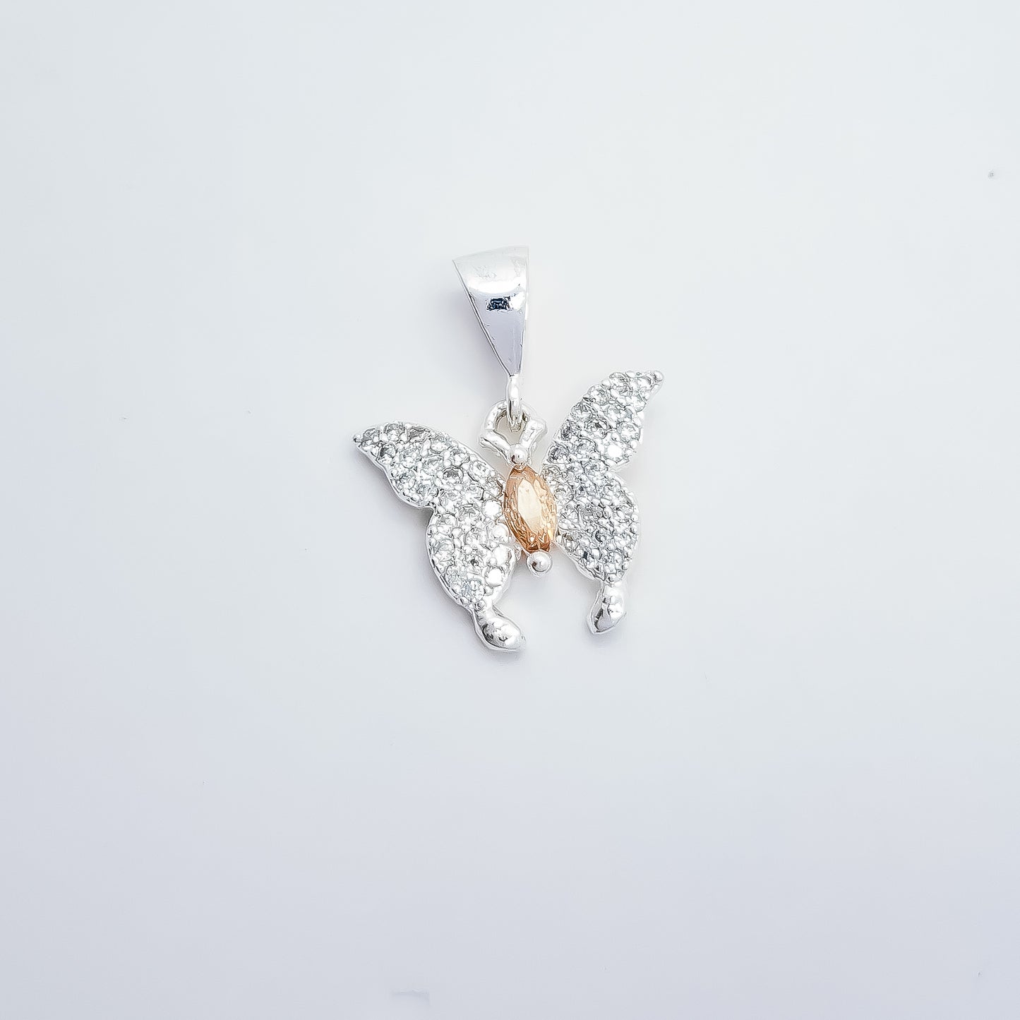 Dije Mariposa Champagne