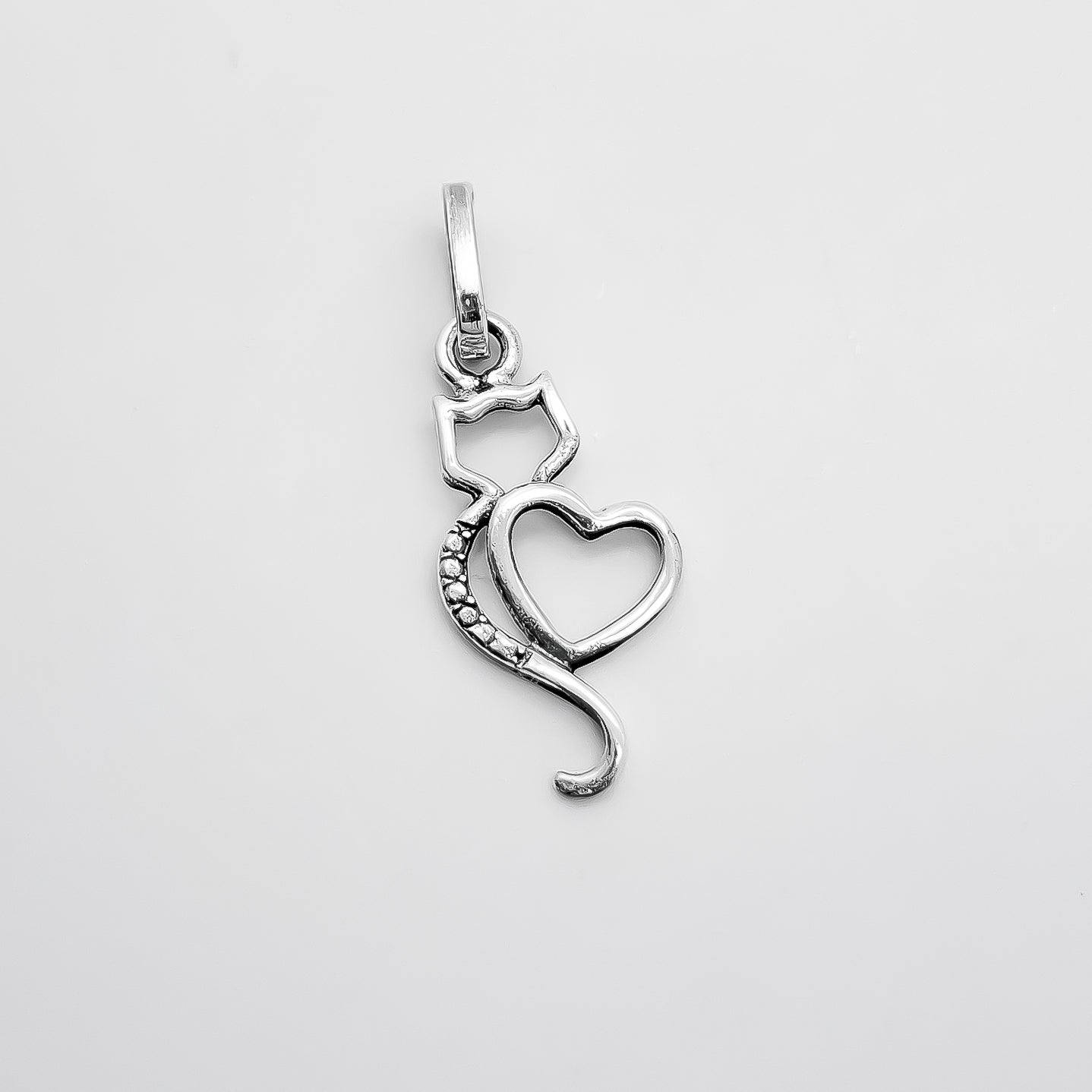 Dije Gato Corazon Pavonado