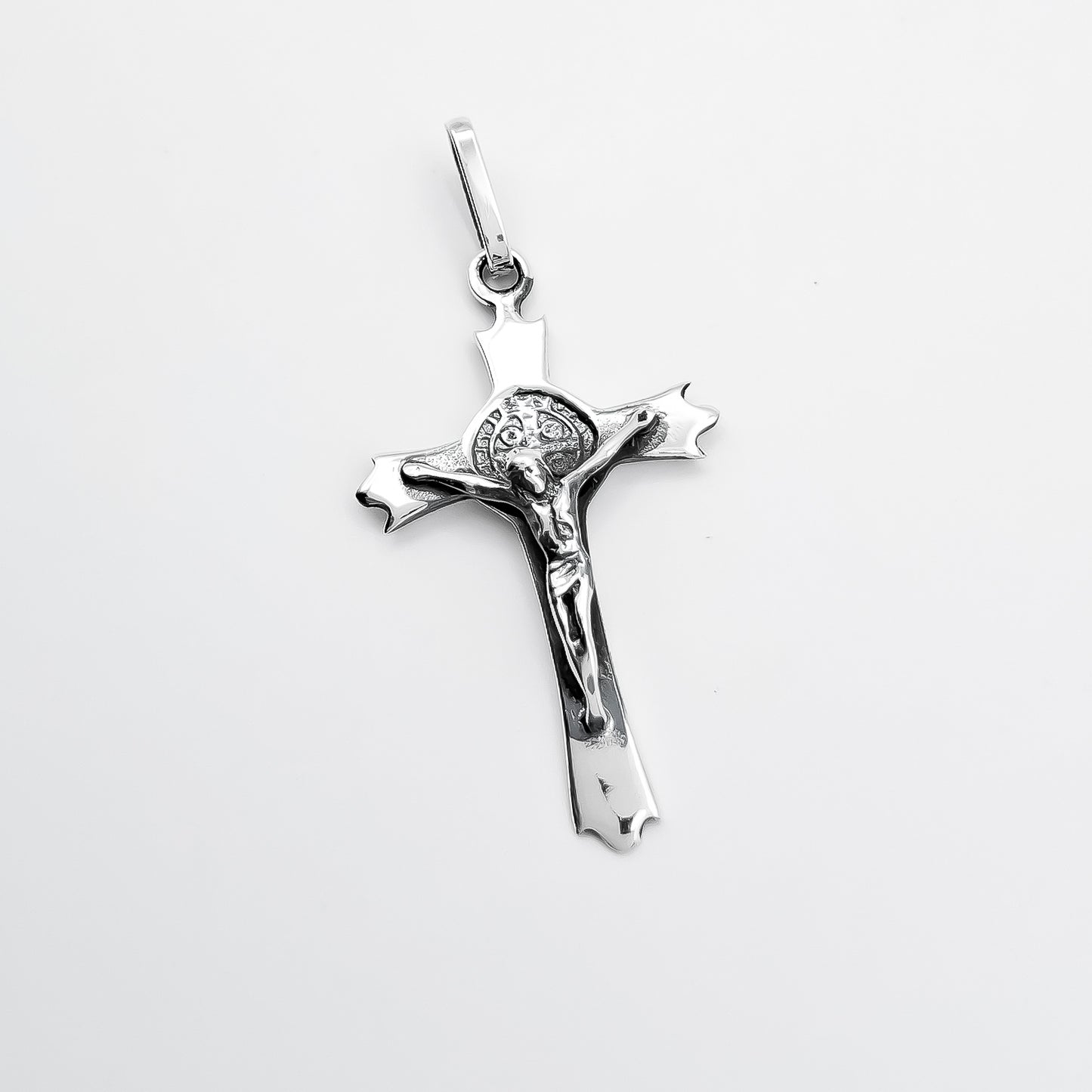 Dije Cristo San Benito Pavonado