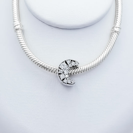 Charm Media Luna Zirconia