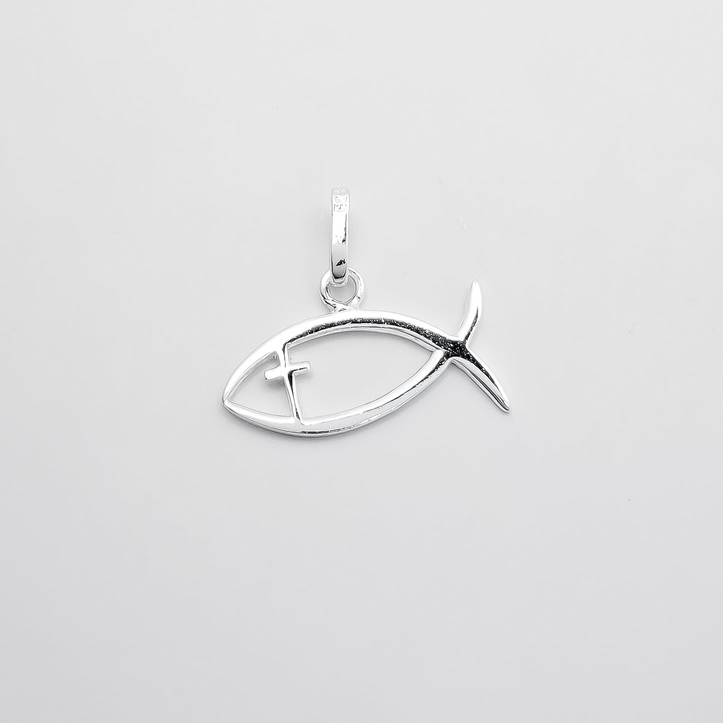 Dije Pez Cruz Blanco