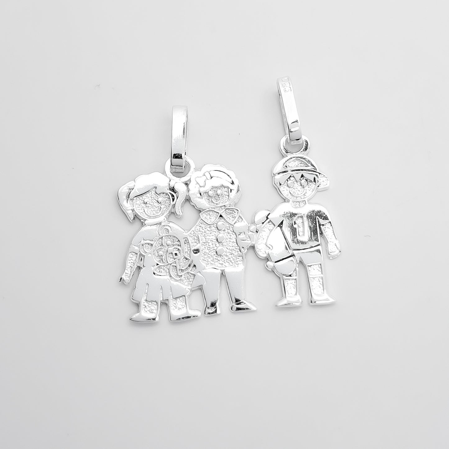 Dije 1 Niño y 2 Niñas Blanco