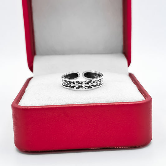 Anillo Medio Dedo Liso Pavonado.