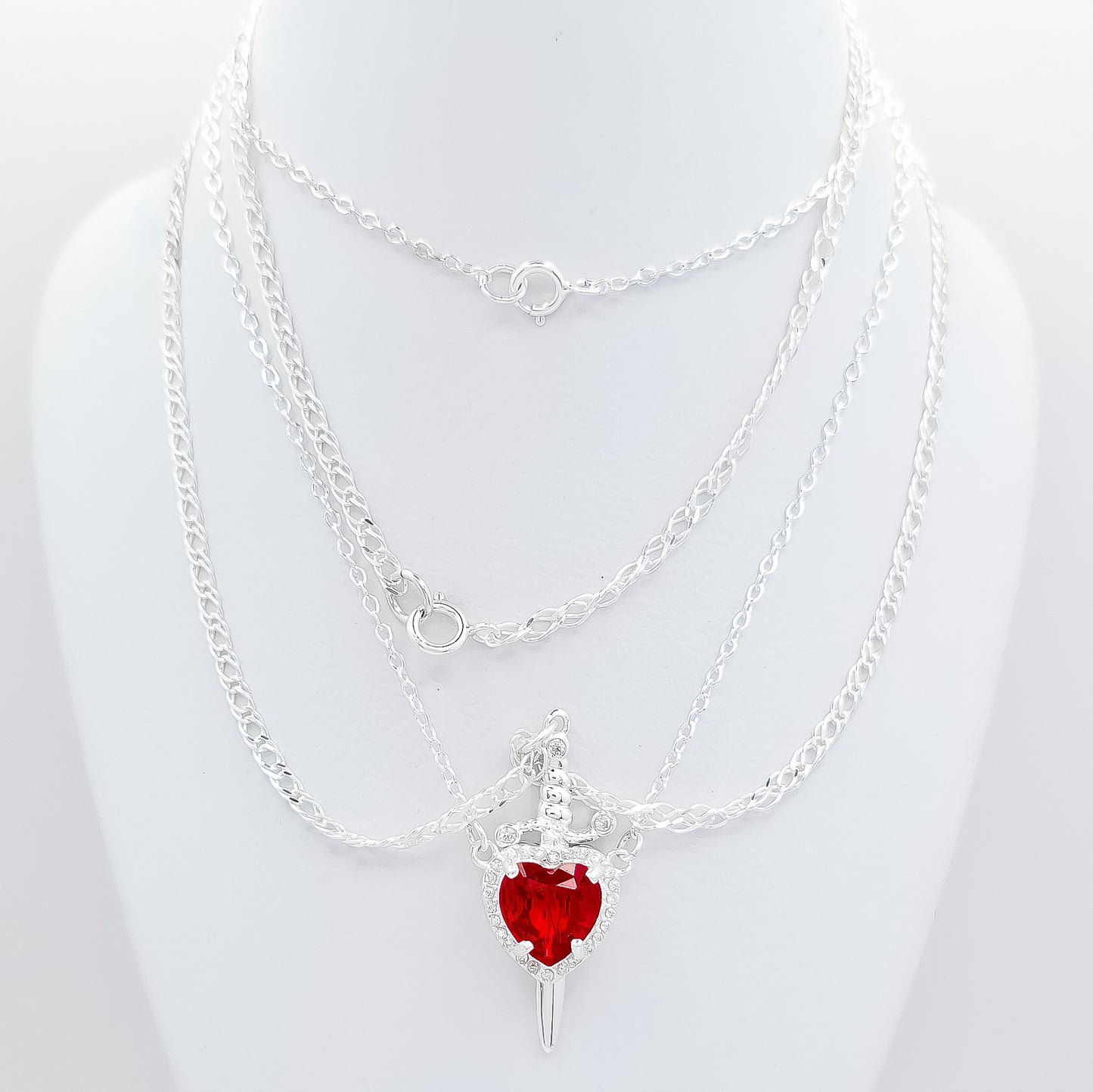 Collar Corazon Espada