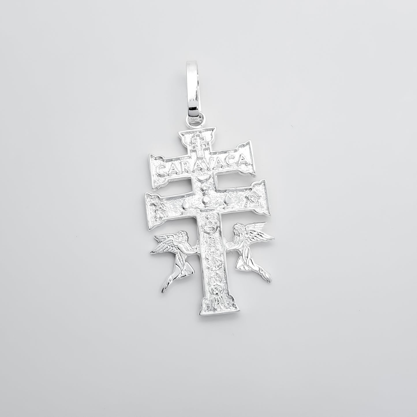 Dije Caravaca Grande Blanco