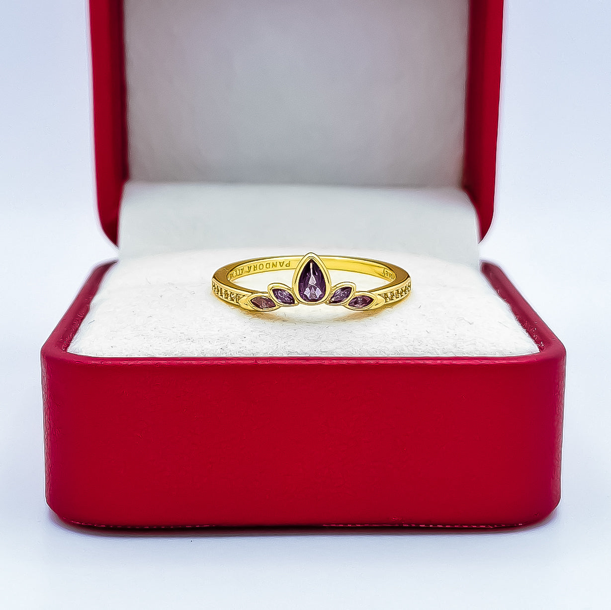 Anillo Dorado Morado