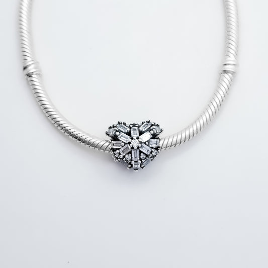 Charm Corazon Zirconia