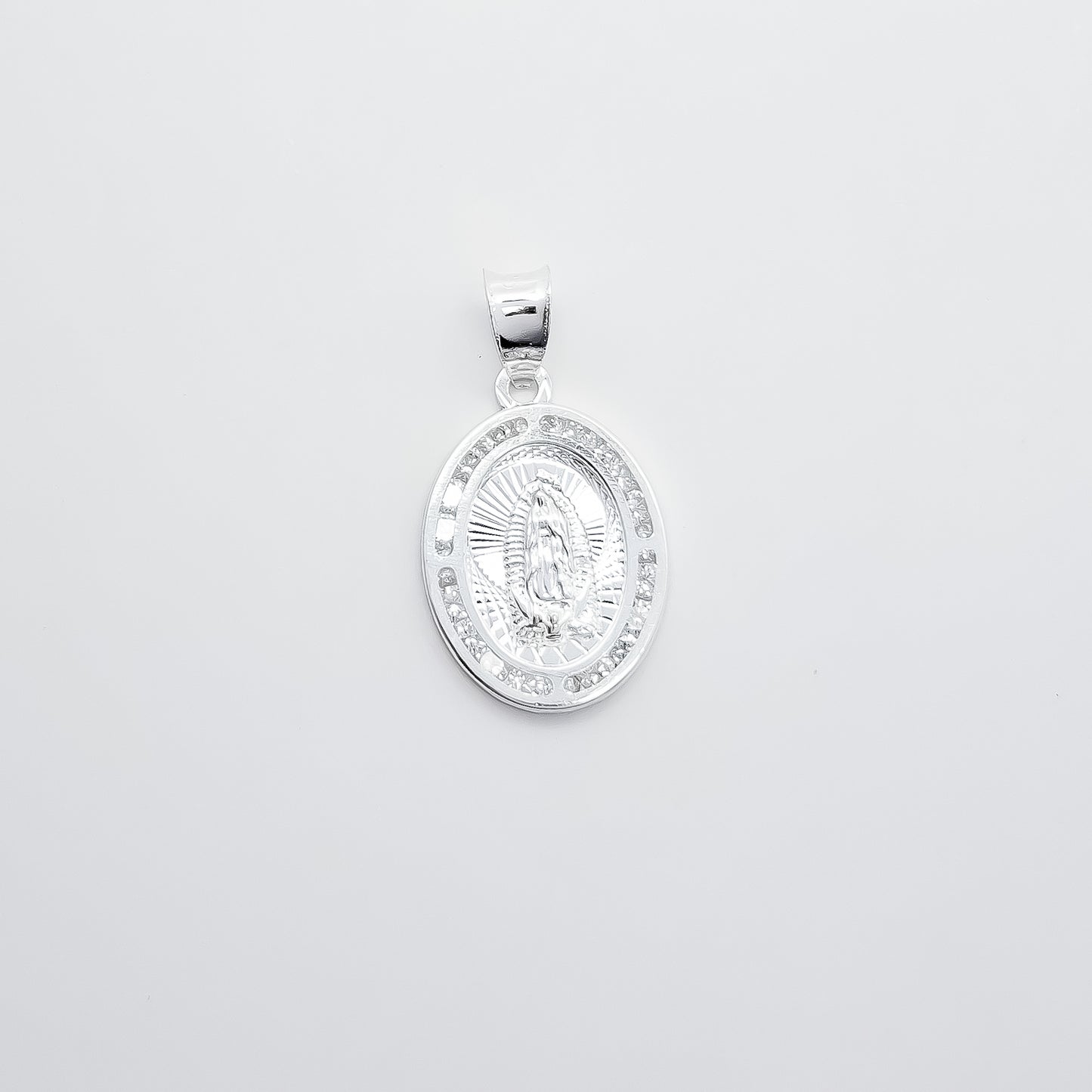 Dije Medalla Virgen Zirconia