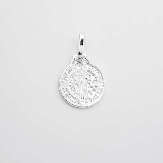 Dije Medalla San Benito Blanca