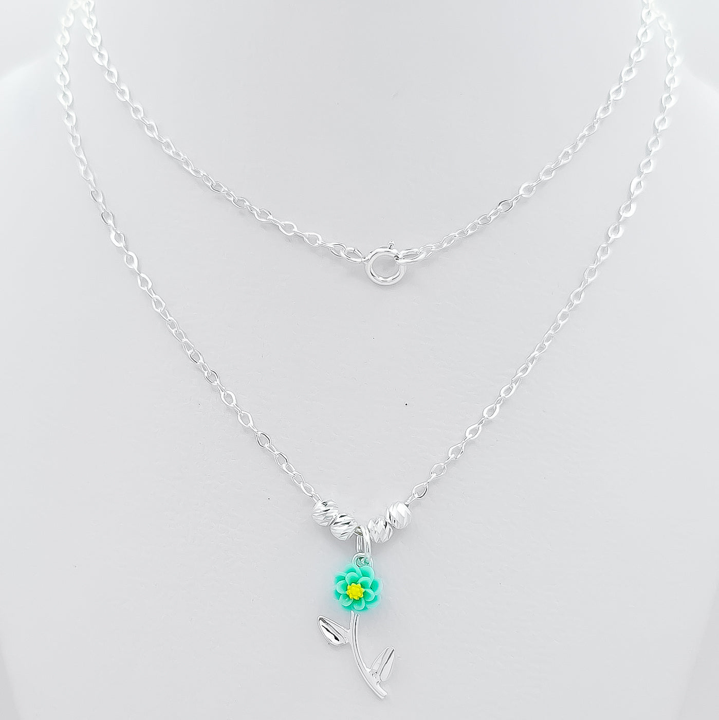 Collar Flor Verde