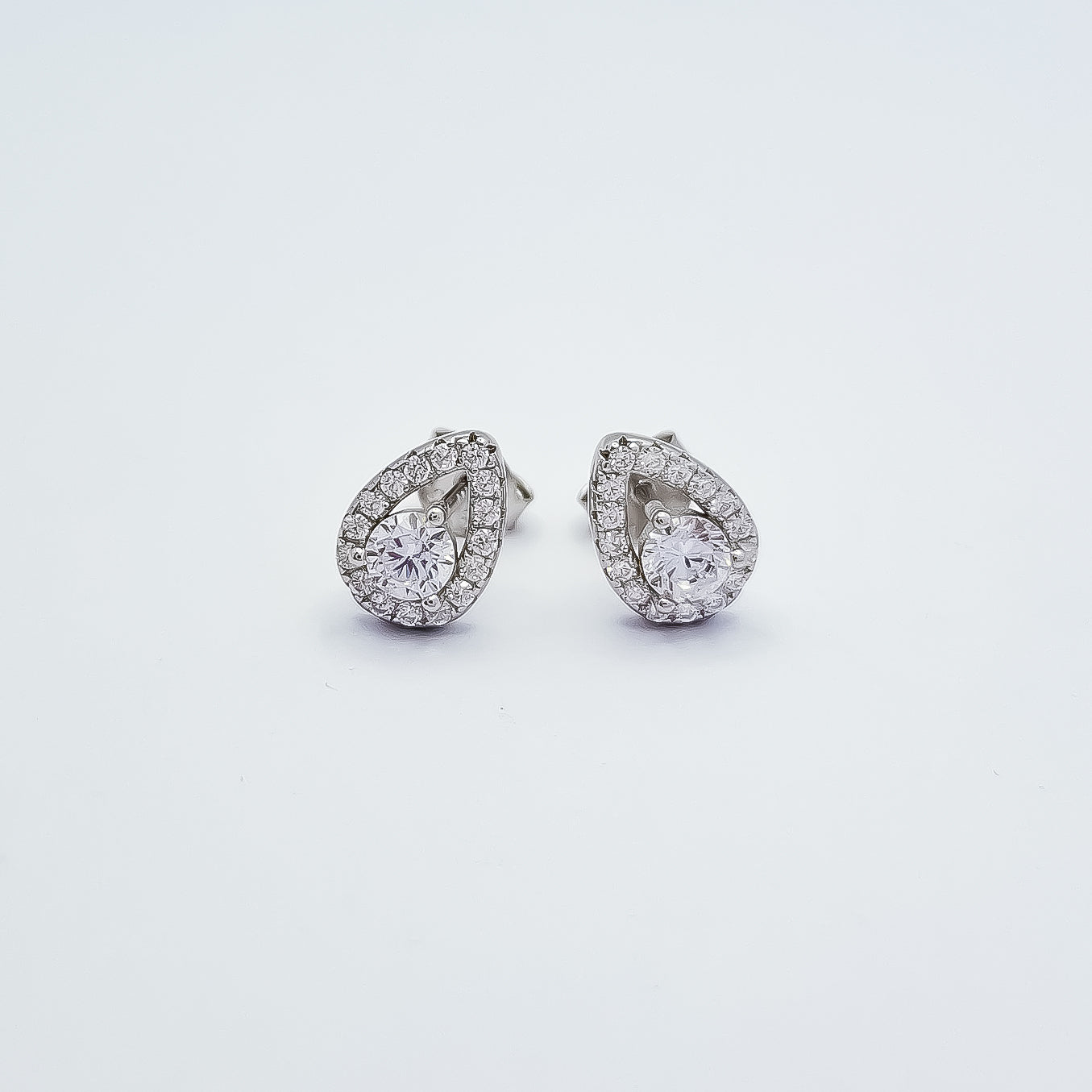 Arete Zirconia