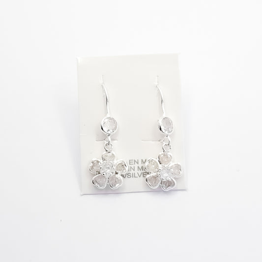 Arete Flor Blanca Zirconia
