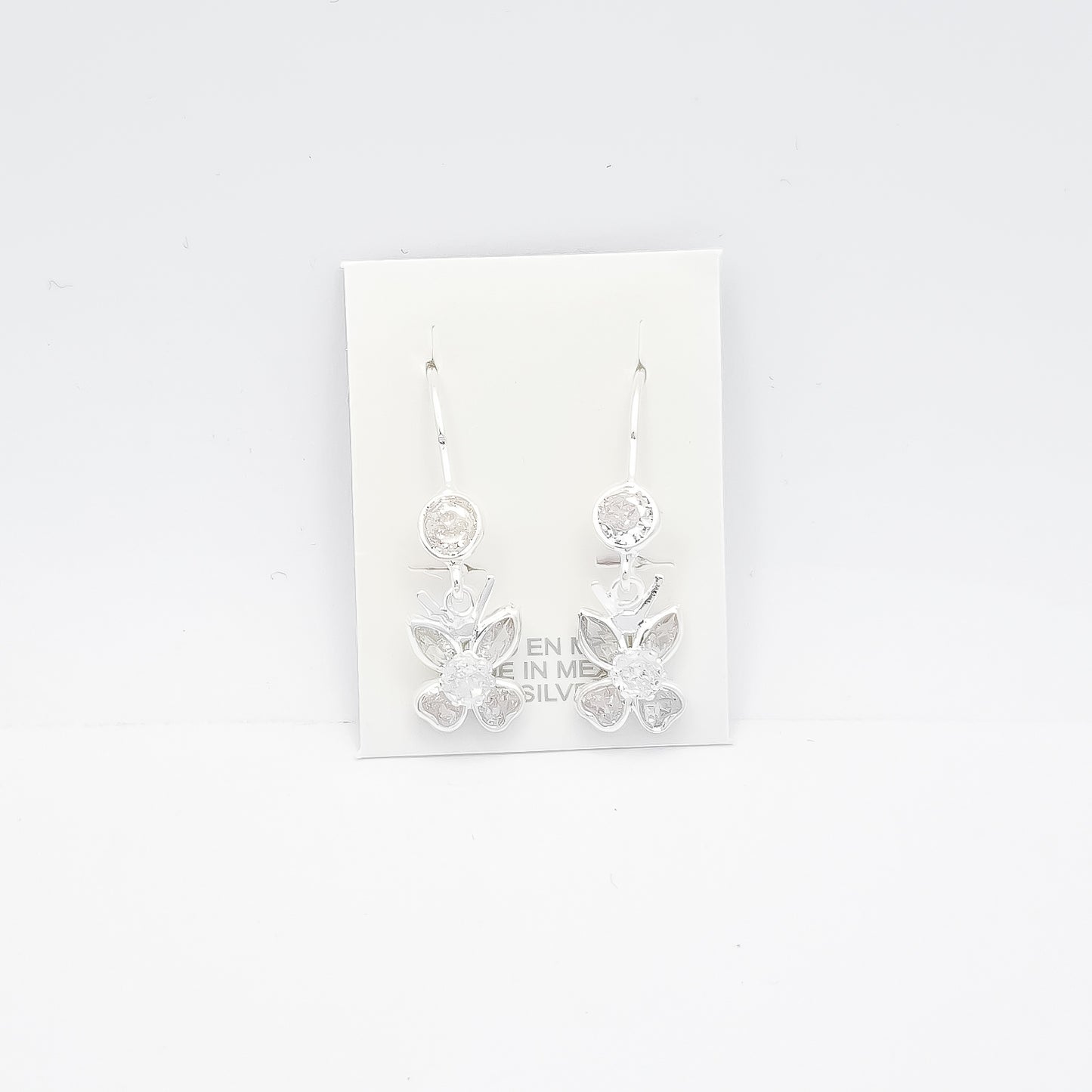 Arete Mariposa Blanco
