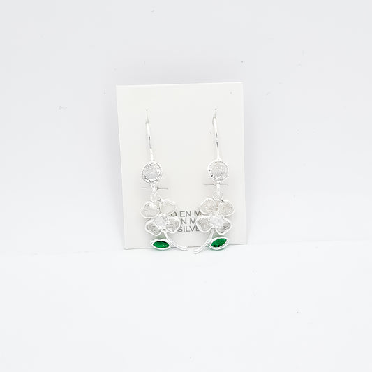 Arete Trebol Blanco