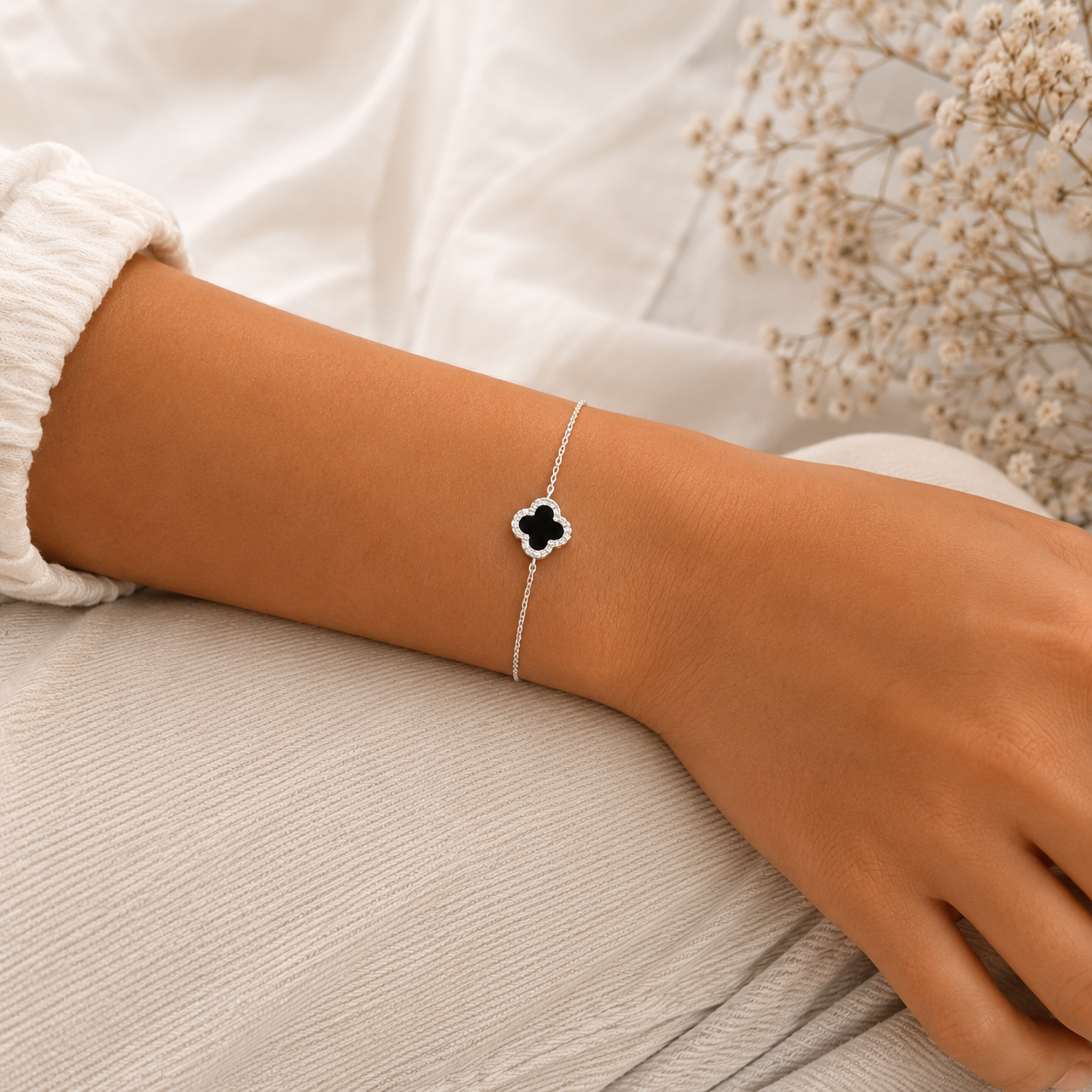 Pulsera Van Negra 1 Trebol Plata Ley 925