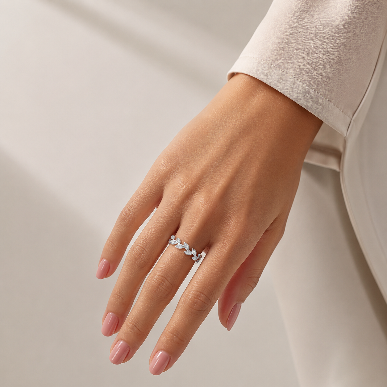 Anillo Hojitas Zirconia