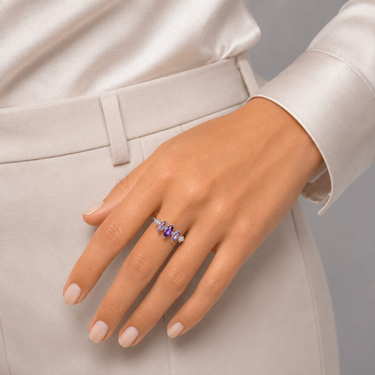Anillo Zirconia Lila