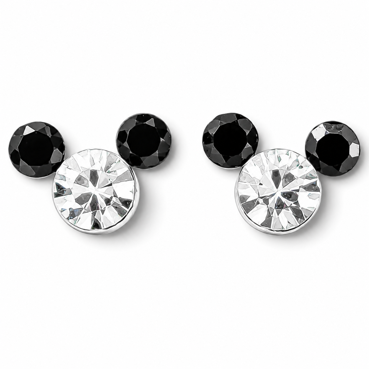 Broquel Mickey Blanco Negro Plata Ley 925