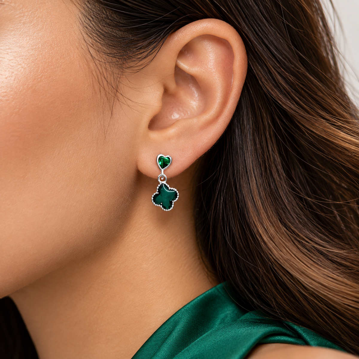 Broquel Trebol Verde Plata Ley 925