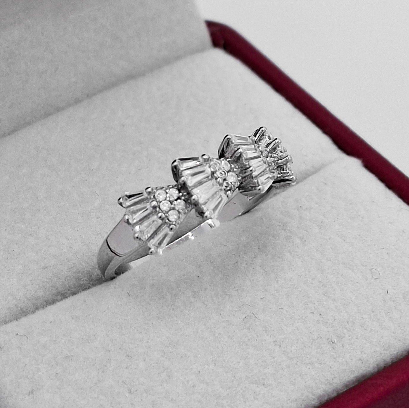 Anillo Zirconia Baguett