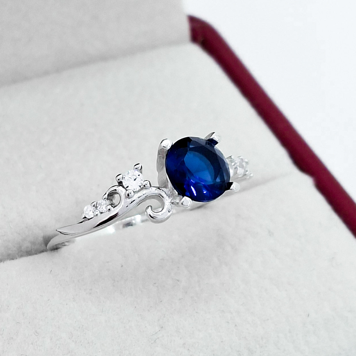 Anillo Redondo Zirconia