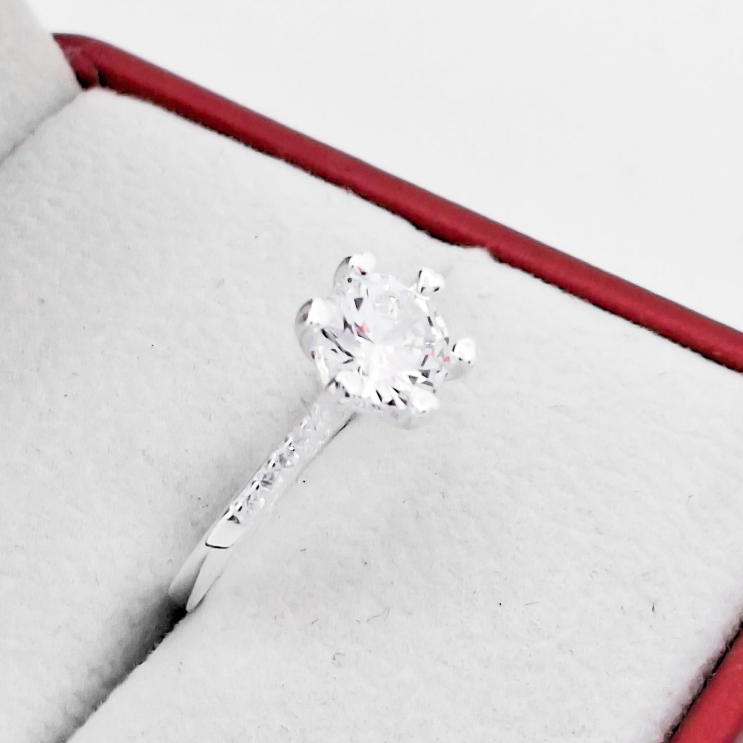 Anillo Zirconia Blanca