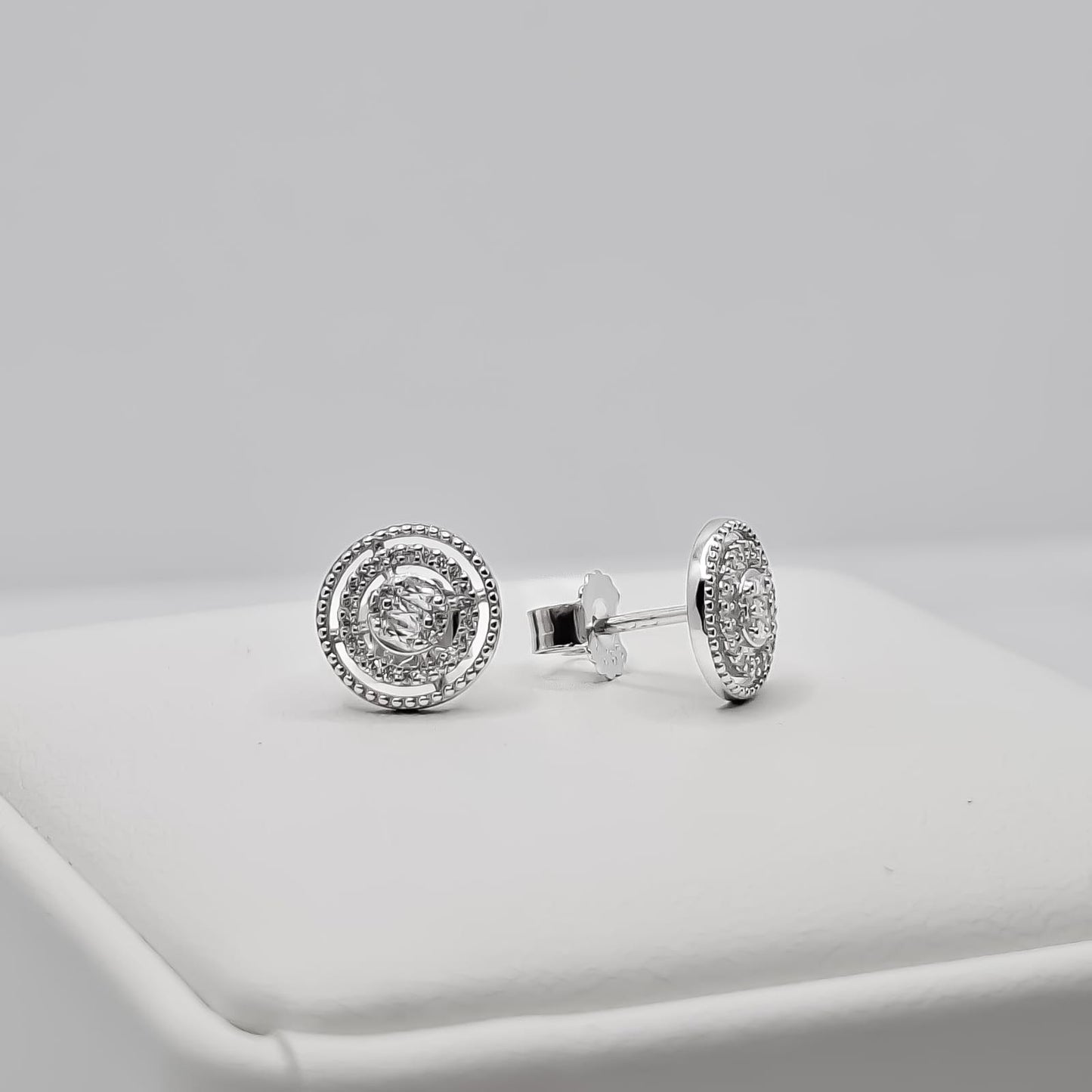 Arete Zirconia Chico