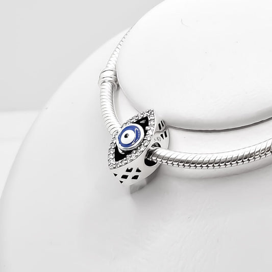 Charm Ojo Turco