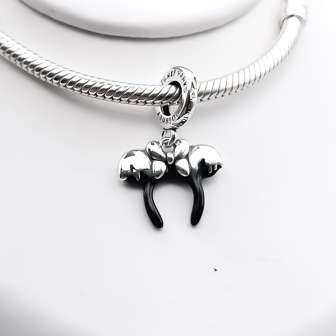 Charm Orejas Minnie Mouse