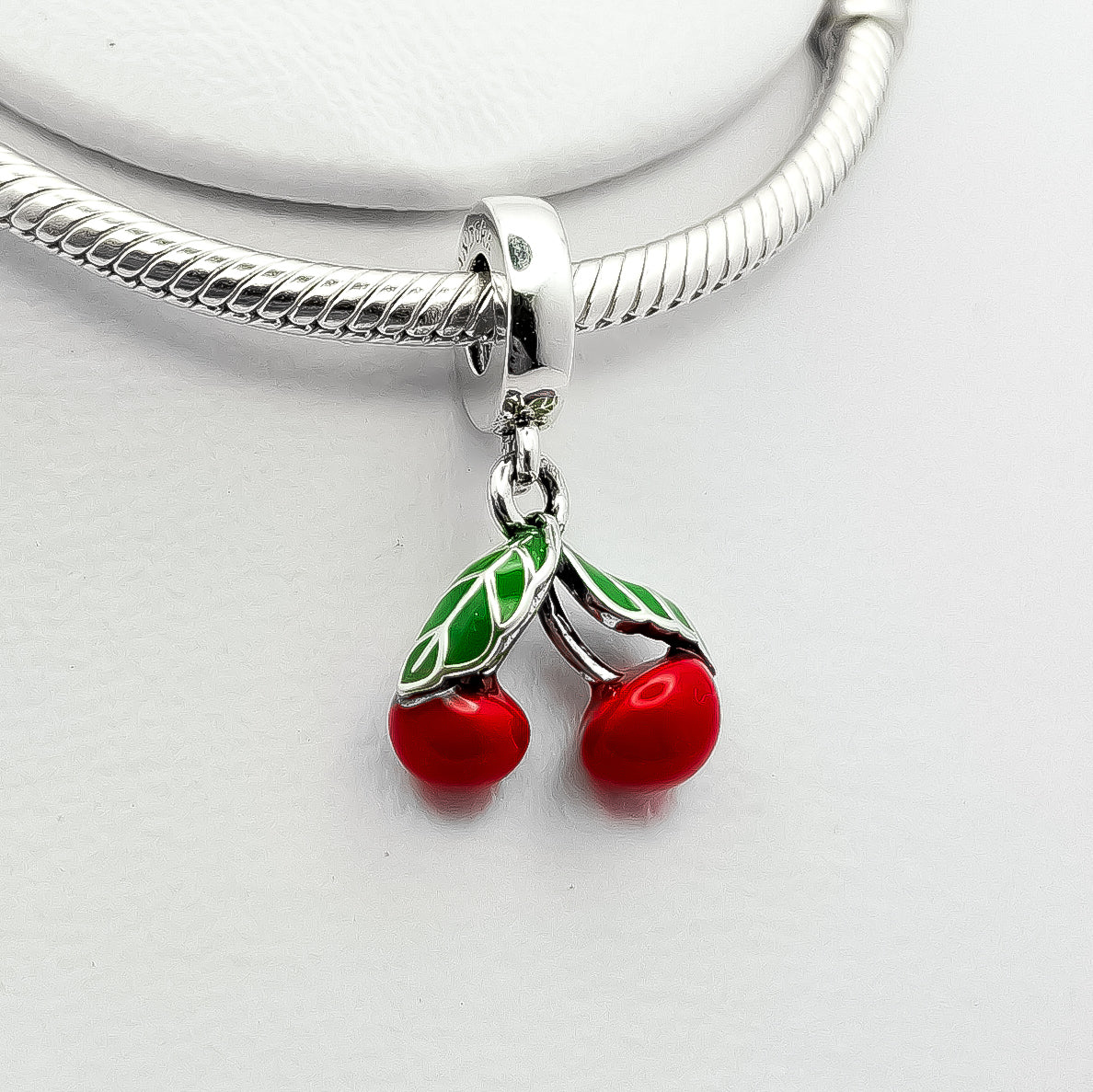 Charm Cereza