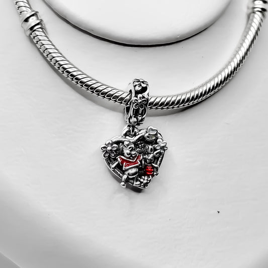 Charm Winnie Po Corazon