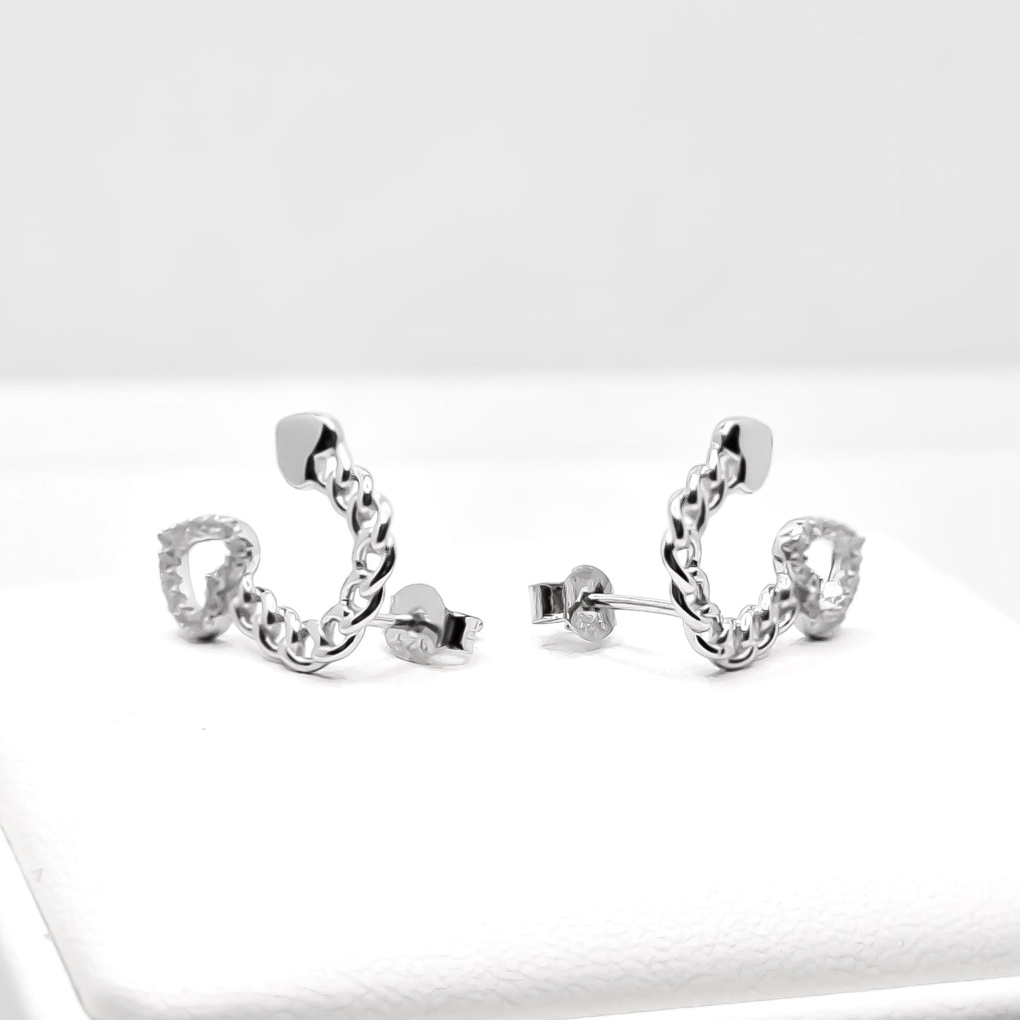 Arete Corazon Cadena