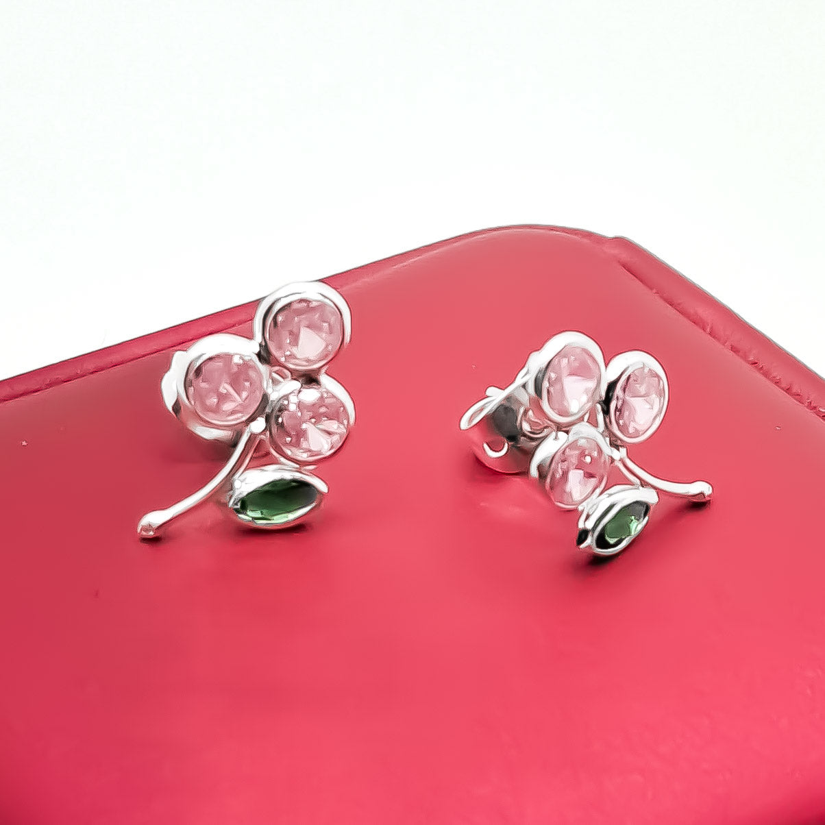 Aretes Uva