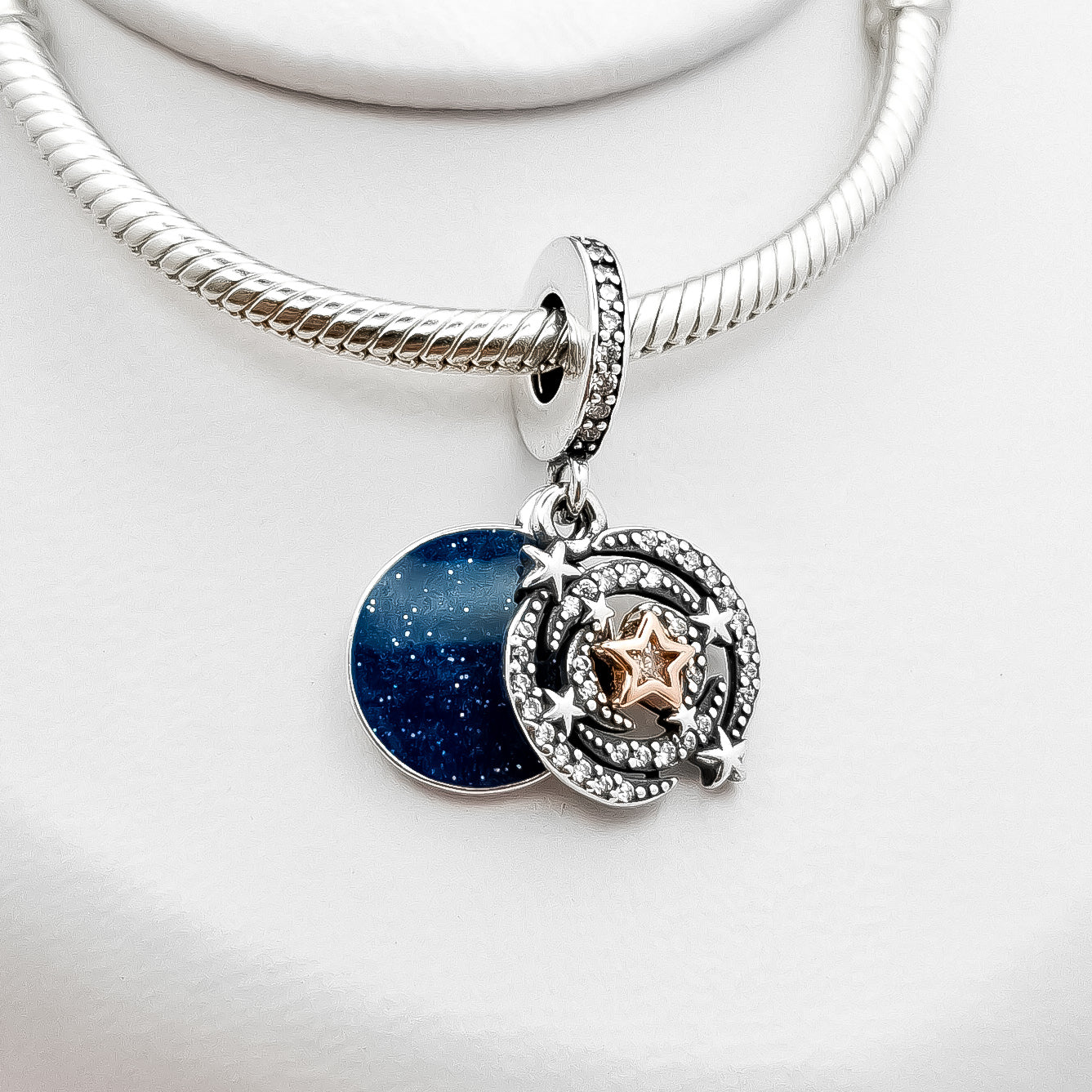 Charm Galaxia