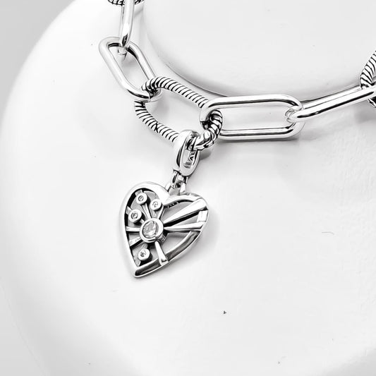 Charm Corazon Zirconia