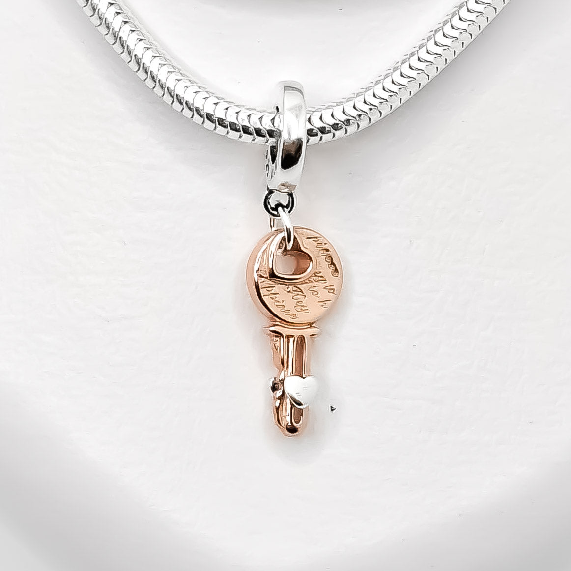 Charm Llave